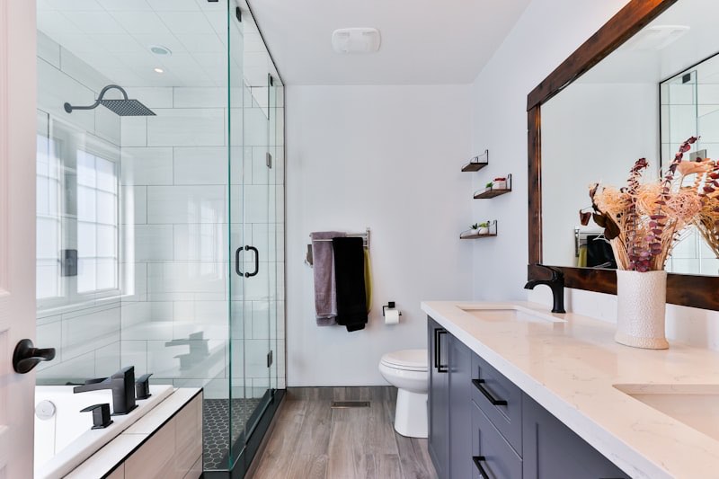 Clean bathroom surfaces and tile finishes